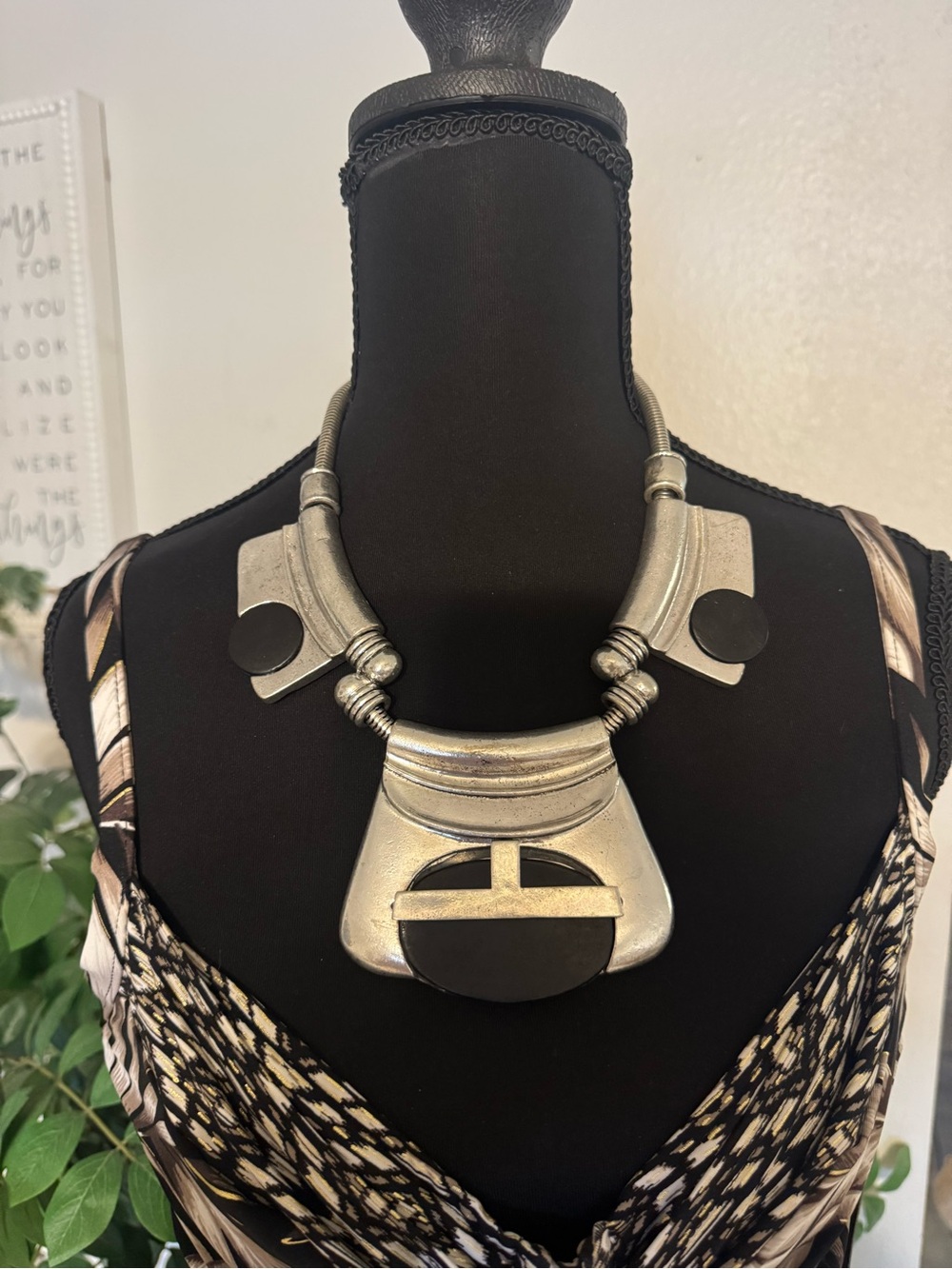 Vintage Brutalist Silver Tone Bib Statement Necklace Black Geometric Inlay - Picture 1 of 4